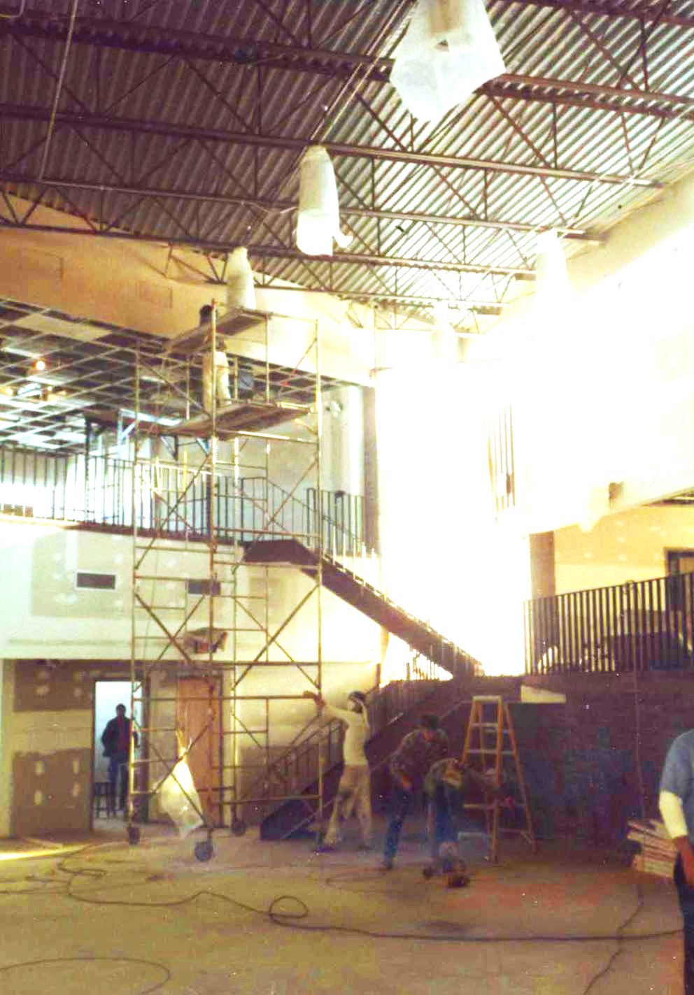 Indoor construction on the new Reston facility, early 1983. Source, NMAM Archives #0001 AMA Collection.